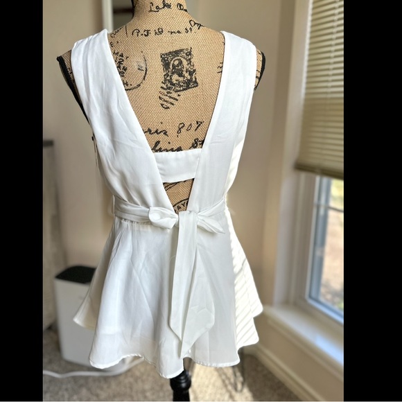 DO+BE White Tie Waist Blouse - Picture 5 of 9